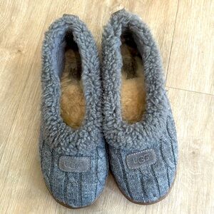 UGG Rylan knit slippers size 8